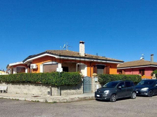 Appartamento in vendita di 300 m² in Via Ittiri
