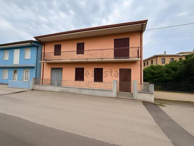 Appartamento in vendita di 300 m² in Via Laigheddu, 5