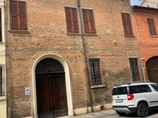 Appartamento in vendita di 300 m² in Via Montebello