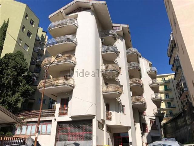 Appartamento in vendita di 300 m² in Via Mario Greco
