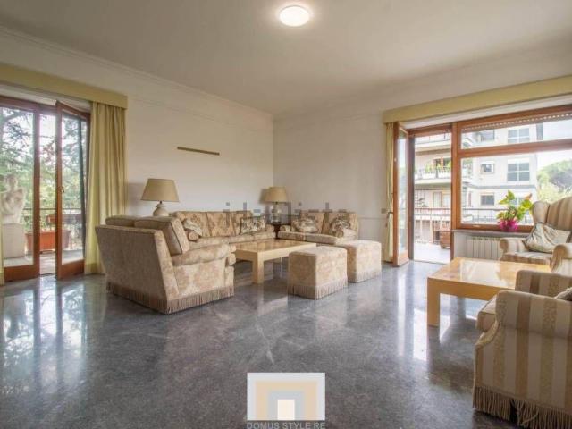 Appartamento in vendita di 300 m² in Via Salsomaggiore