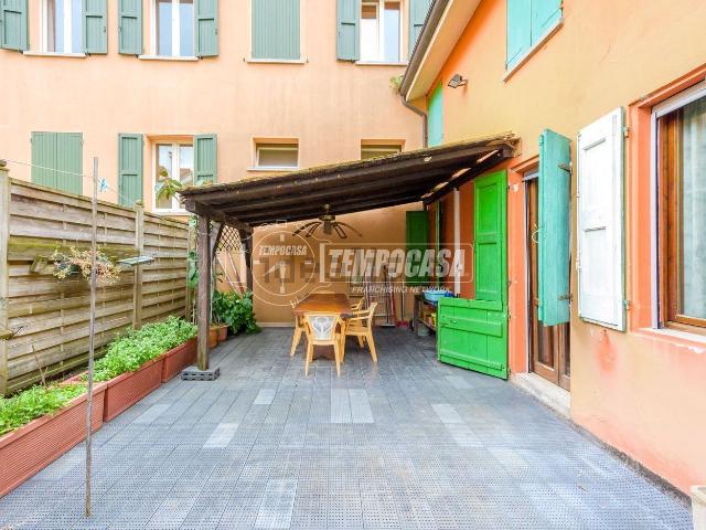 Appartamento in vendita di 300 m² in Via Santa Maria