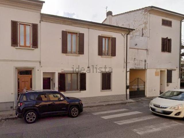 Appartamento in vendita di 300 m² in Via Santini Adelmo, 30