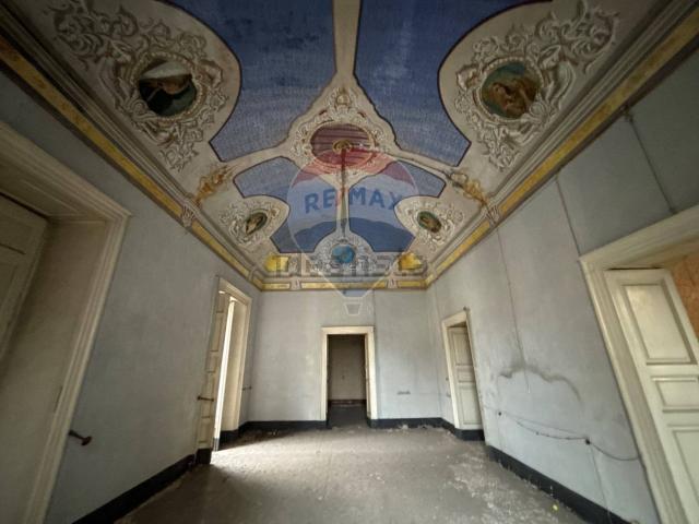 Appartamento in vendita di 300 m² in Via Strano, 7