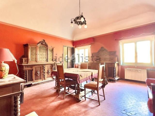 Appartamento in vendita di 300 m² in Via Paolo da Novi, 1