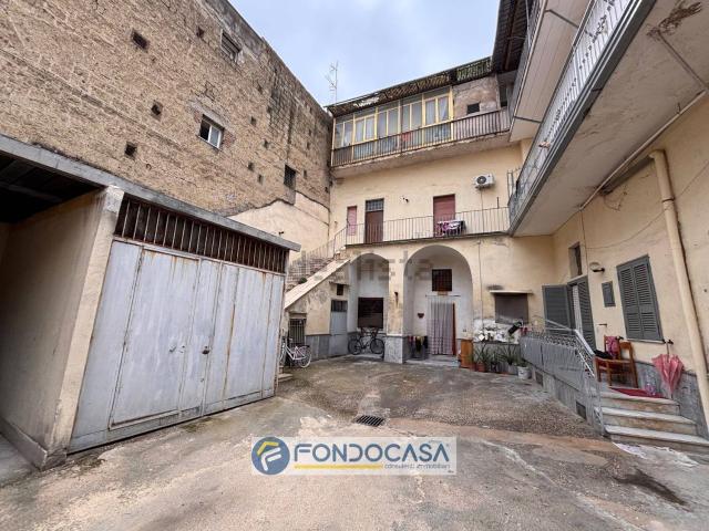 Appartamento in vendita di 300 m² in Via Trieste e trento