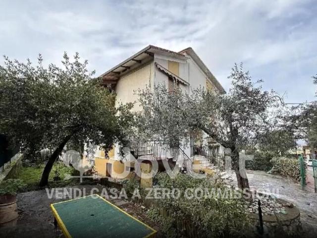 Appartamento in vendita di 300 m² in Viale Roma, 9
