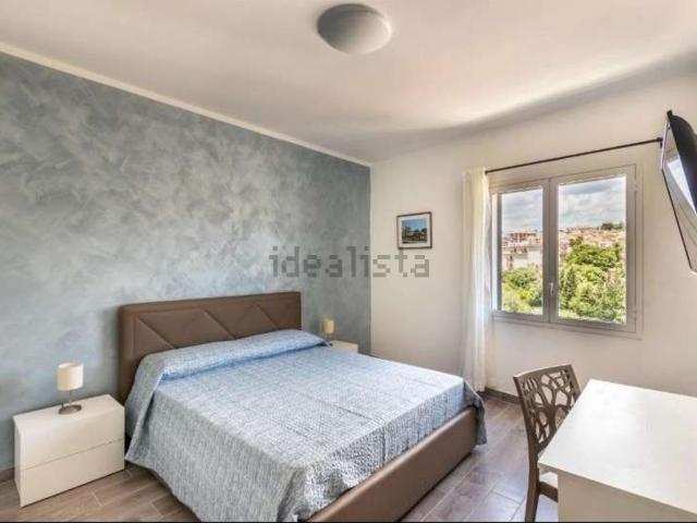 Appartamento in vendita di 300 m² in Vico V. Scarrozza