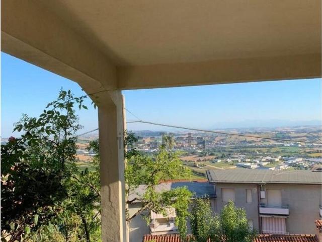 Appartamento in vendita di 300 m² in Piazza Roma, 21