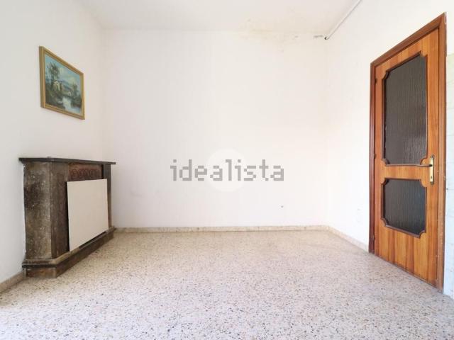 Appartamento in vendita di 302 m² in Via Nicola Marcone, 86