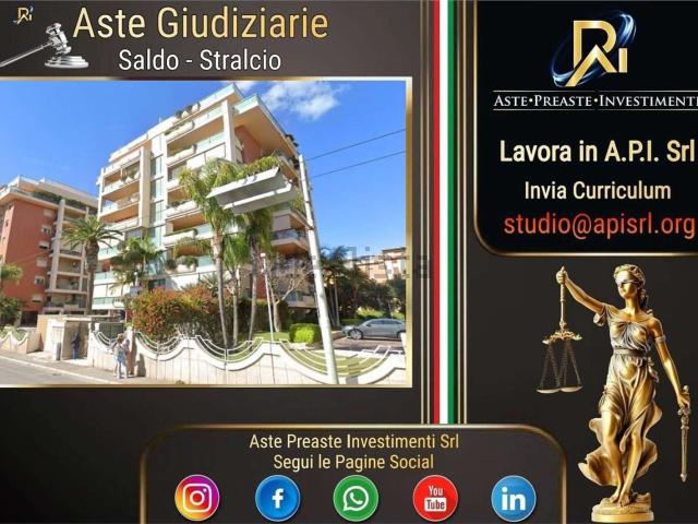 Appartamento in vendita di 302 m² in Viale Poetto, 38