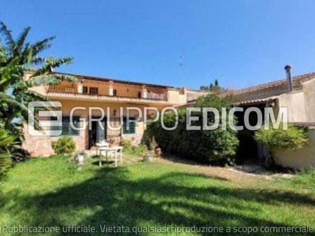 Appartamento in vendita di 305 m² in Traversa Damma