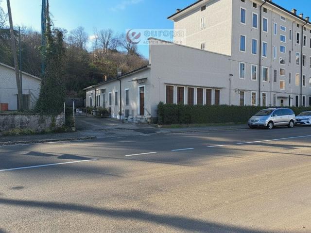 Appartamento in vendita di 305 m² in Viale Arnaldo Fusinato