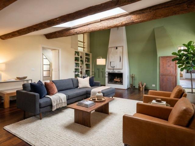 Appartamento in vendita di 306 m² in Piazza San Giorgio, 32