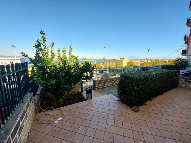 Appartamento in vendita di 307 m² in Via D. Garsia, 7