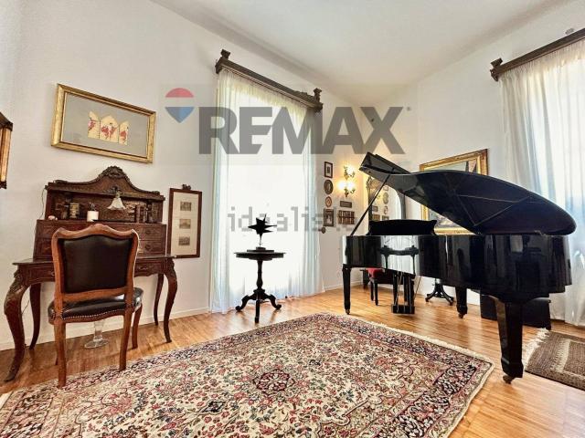 Appartamento in vendita di 308 m² in Via Tommaso Gargallo, 61