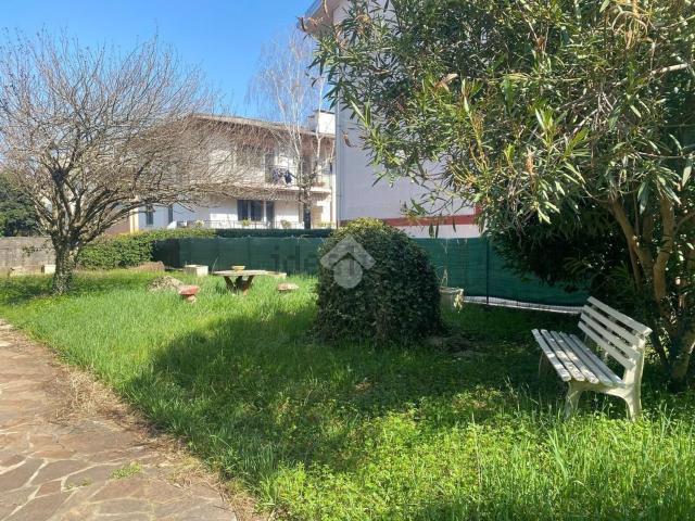 Appartamento in vendita di 308 m² in Viale Bernardino da Morcote, 2