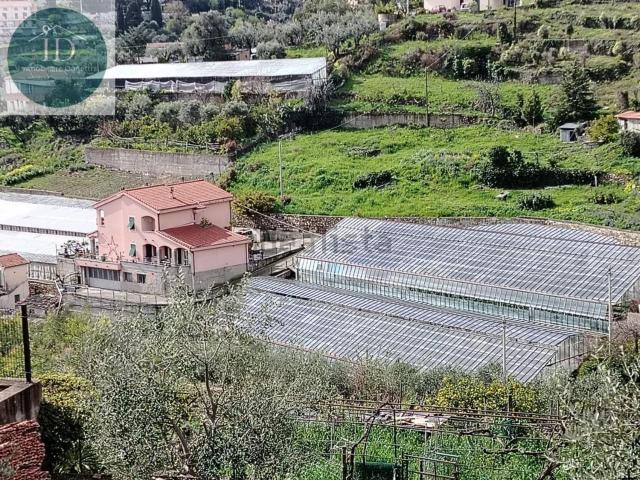 Appartamento in vendita di 308 m² in Strada Vicinale Costa Fallita, 1
