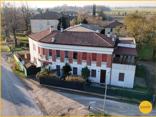 Appartamento in vendita di 30 m² in Via Provinciale di Circonvallazione, 272
