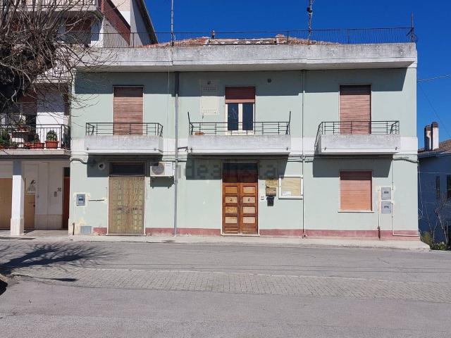 Appartamento in vendita di 310 m² in Via Roma, 32