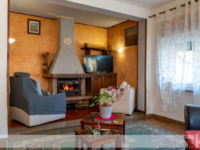 Appartamento in vendita di 311 m² in Piazza Arrigo Boito, 4