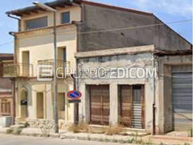 Appartamento in vendita di 312 m² in Via Casa Savoia