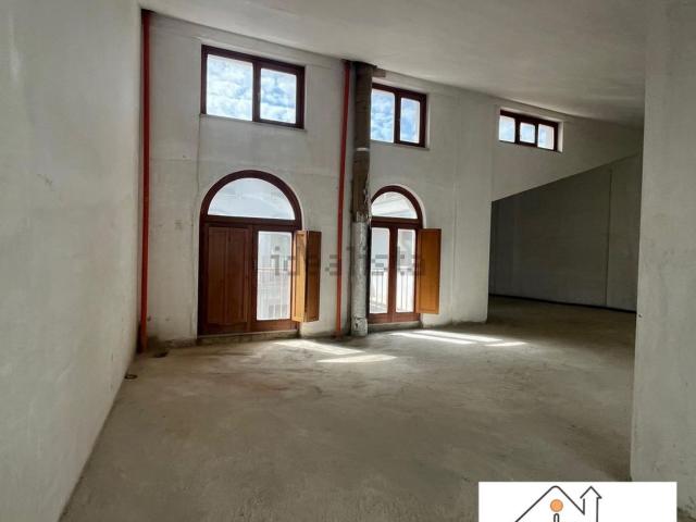 Appartamento in vendita di 312 m² in Piazza della Libertà