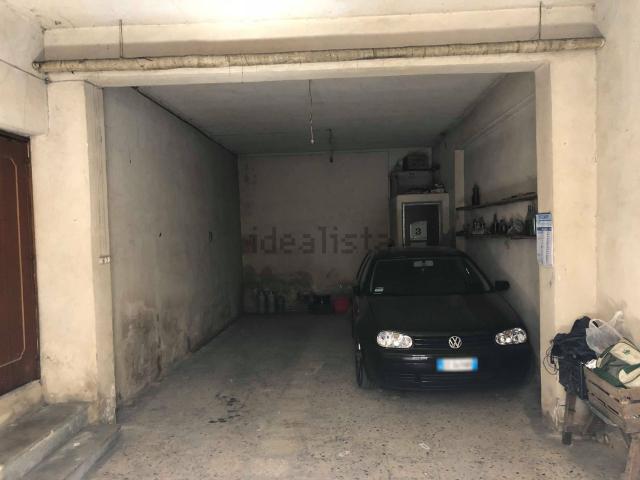 Appartamento in vendita di 315 m² in Via Edmondo de Amicis