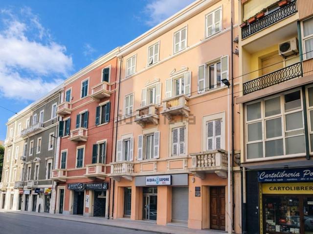 Appartamento in vendita di 318 m² in Via Pola, 43