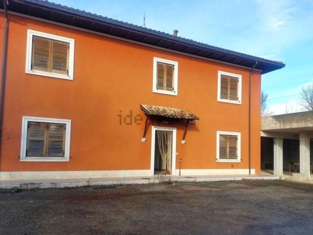 Appartamento in vendita di 319 m² in Via delle Vignole, 69