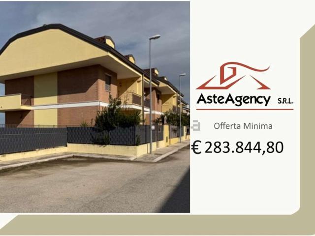Appartamento in vendita di 319 m² in Via Parco delle More, 17