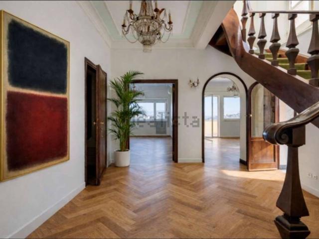 Appartamento in vendita di 320 m² in Via Francesco Ferrara