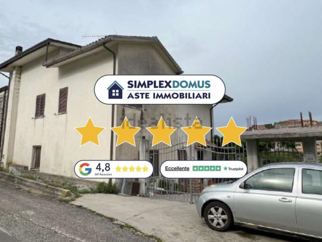 Appartamento in vendita di 320 m² in Via Pantanelle