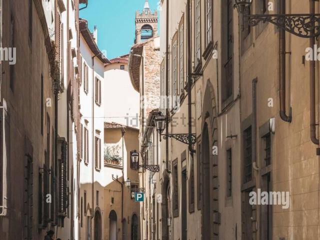 Appartamento in vendita di 320 m² in Piazza degli Unganelli