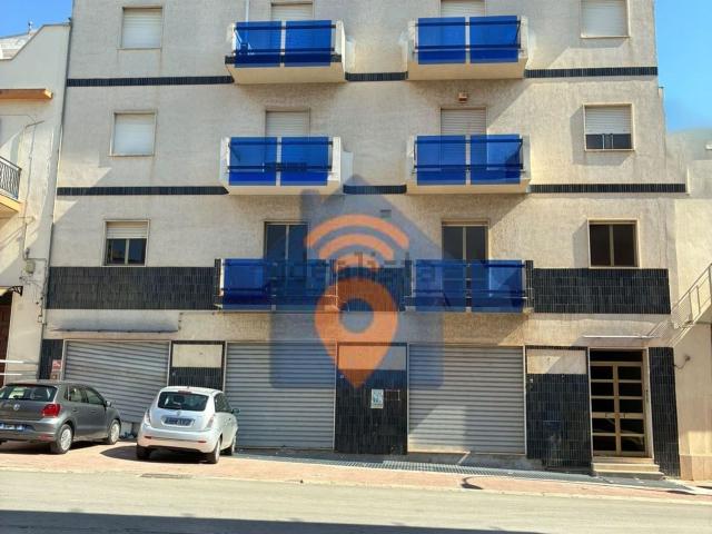 Appartamento in vendita di 321 m² in Via Marco Minghetti, 73