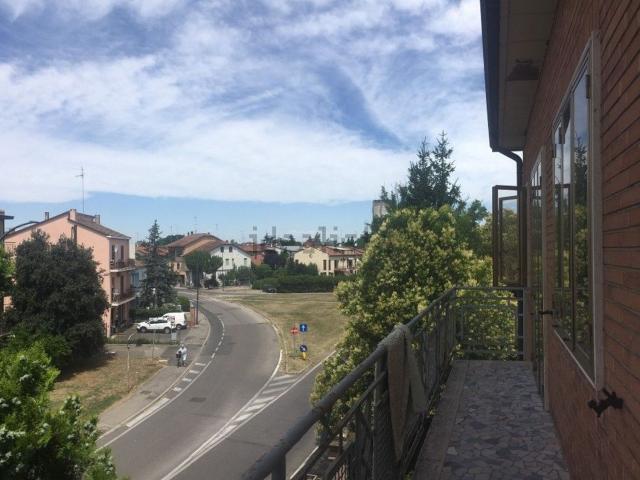 Appartamento in vendita di 321 m² in Via Sant&apos  Alberto, 69