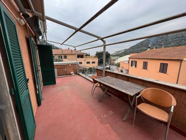 Appartamento in vendita di 323 m² in Via degli atleti