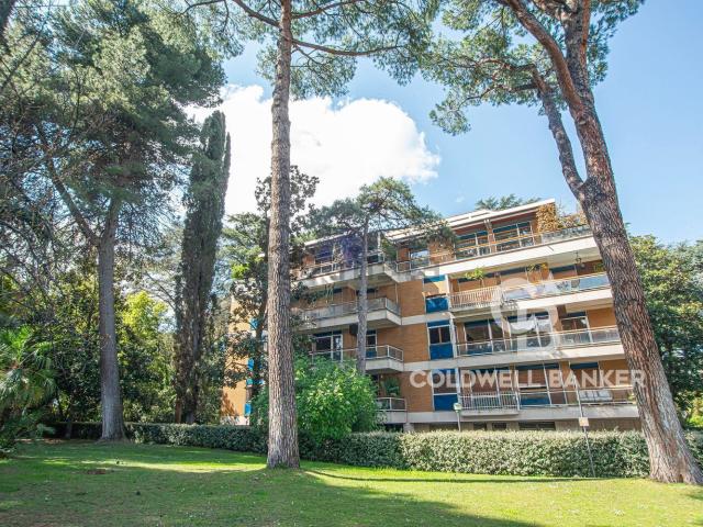 Appartamento in vendita di 325 m² in Via Nomentana, 373