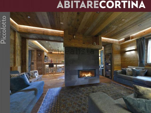 Appartamento in vendita di 325 m² in Località La Riva