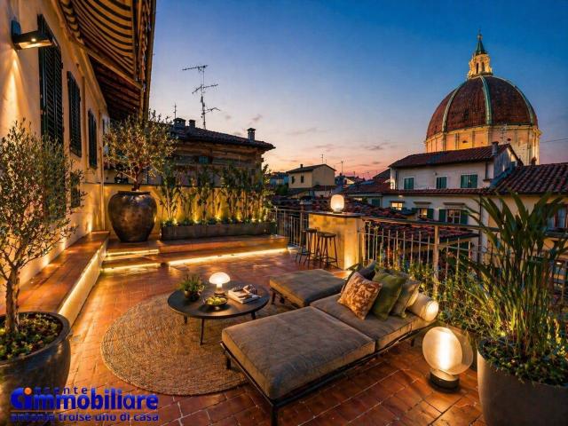Appartamento in vendita di 325 m² in Piazzetta Spirito Santo