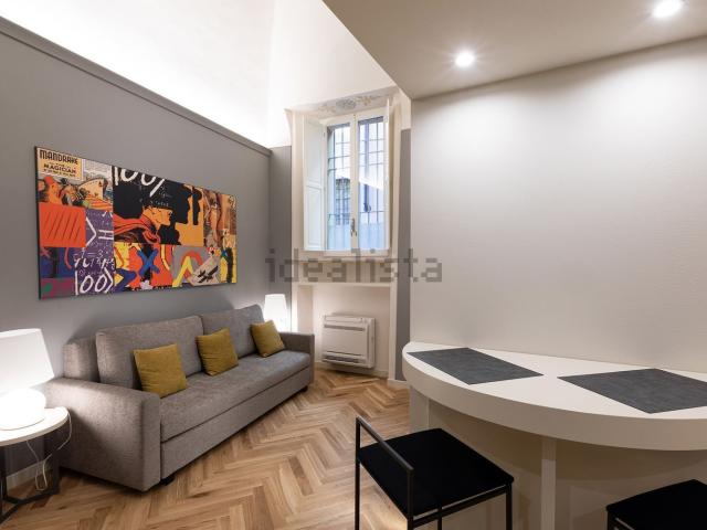 Appartamento in vendita di 325 m² in Strada Agli Ospizi Civili