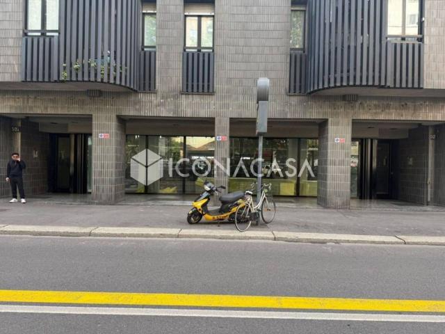 Appartamento in vendita di 326 m² in Viale Umbria, 52