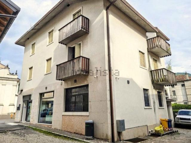 Appartamento in vendita di 329 m² in Via Roma, 32030