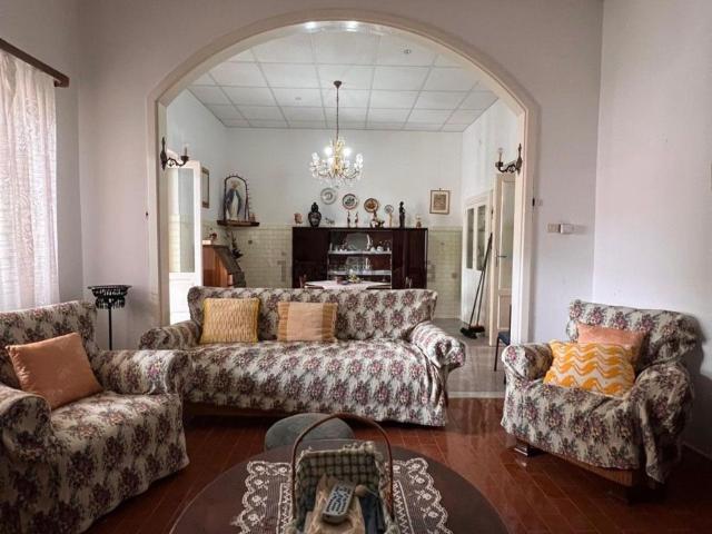 Appartamento in vendita di 330 m²
