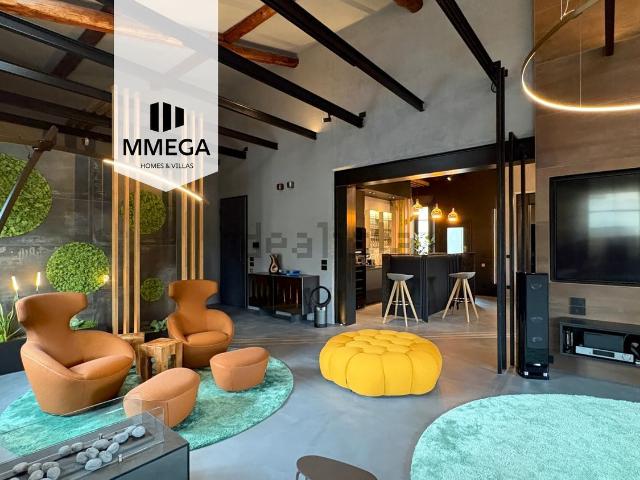Appartamento in vendita di 330 m² in Via Antonio Squarcialupi
