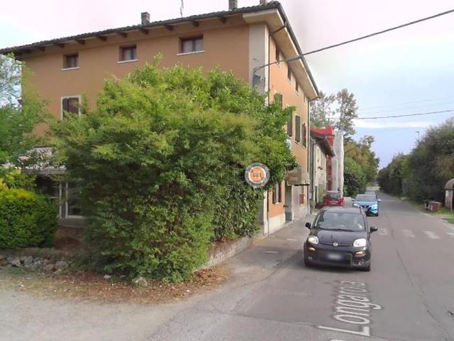Appartamento in vendita di 330 m² in Via Longarola, 29