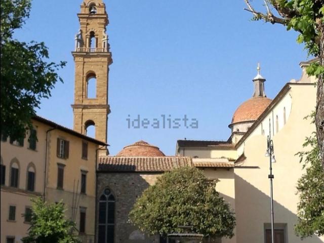 Appartamento in vendita di 330 m² in Piazza Santo Spirito