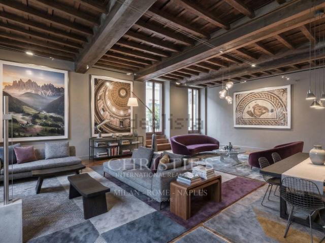Appartamento in vendita di 330 m² in Piazza Venezia