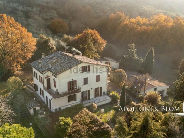 Appartamento in vendita di 331 m² in Via Gioveto, 28