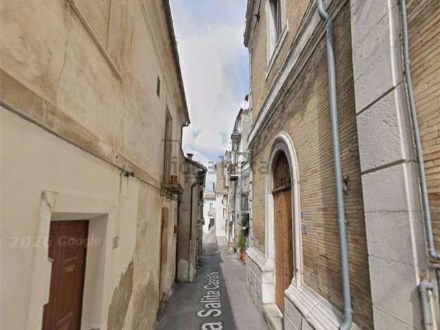 Appartamento in vendita di 335 m² in Via Borgo, 8